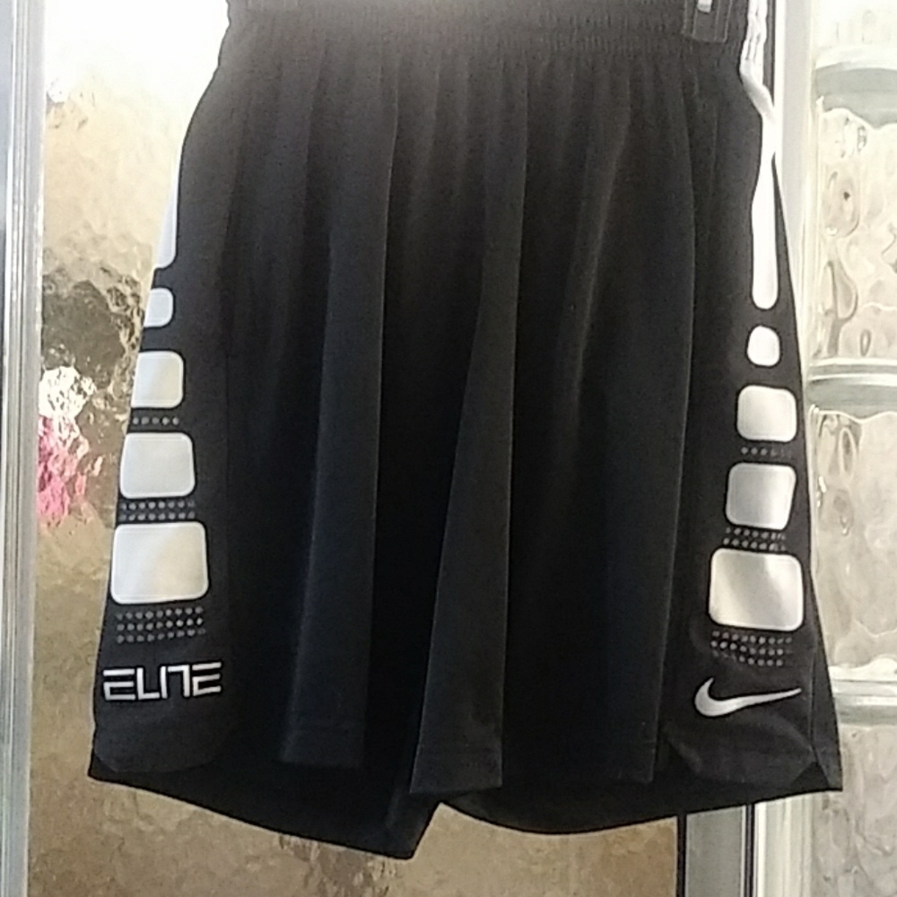 Nike Elite shorts boys